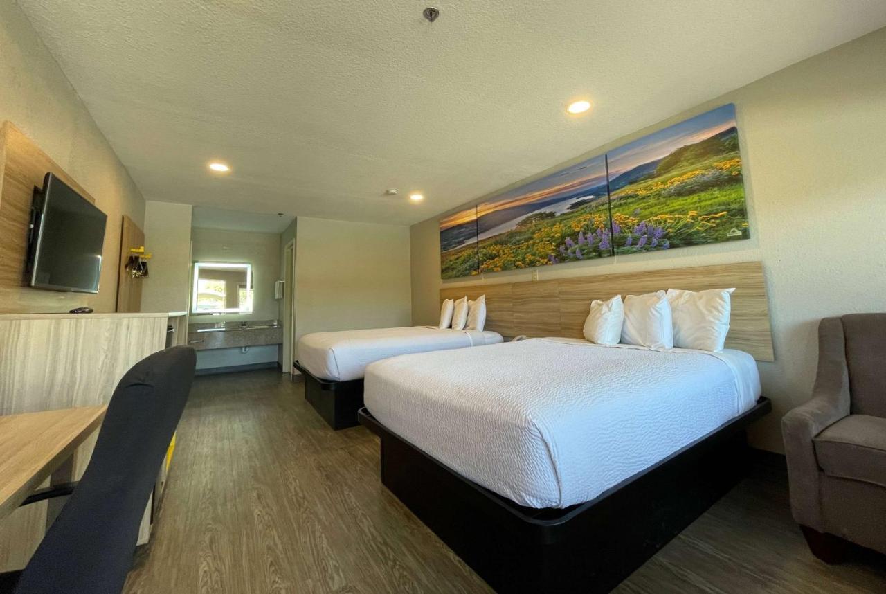 Days Inn By Wyndham Near Seaworld San Antonio Zewnętrze zdjęcie